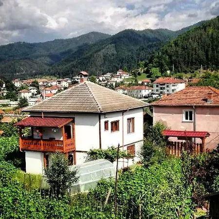 Къща За Гости Кашокови * Smilyan (Smolyan)