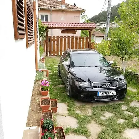 Къща За Гости Кашокови Holiday home *