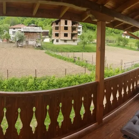 Къща За Гости Кашокови Holiday home Smilyan (Smolyan)